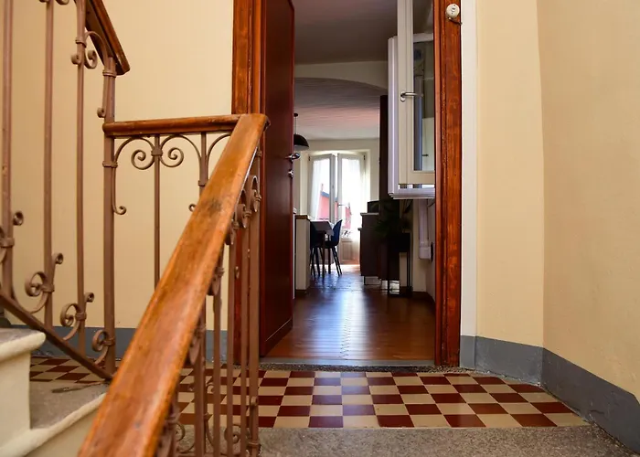 Serbelloni Vintage Apartment